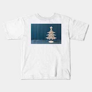 A White Christmas tree of metal Kids T-Shirt